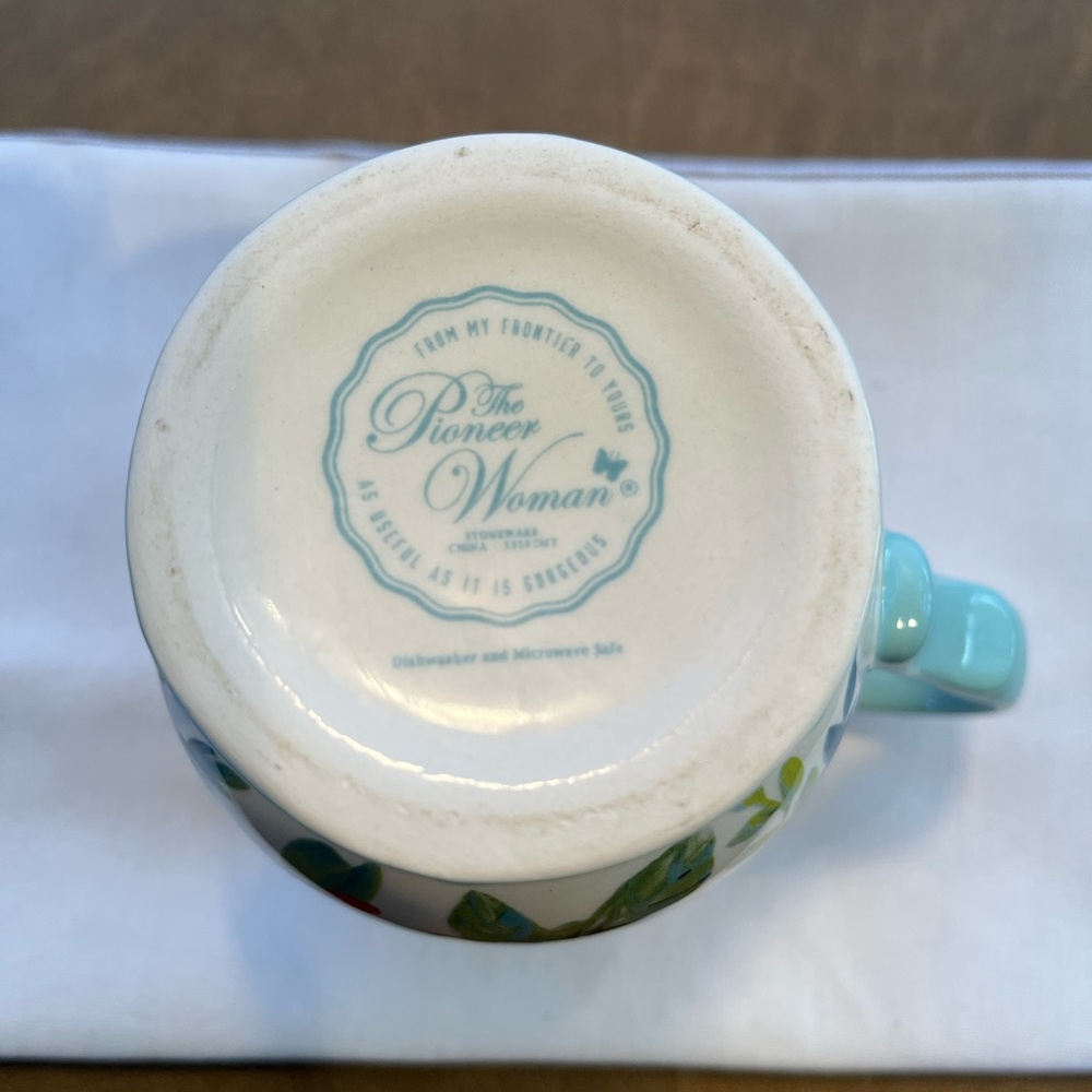 Pioneer Woman Sweet Romance Ceramic Mug - Picture 7 of 8
